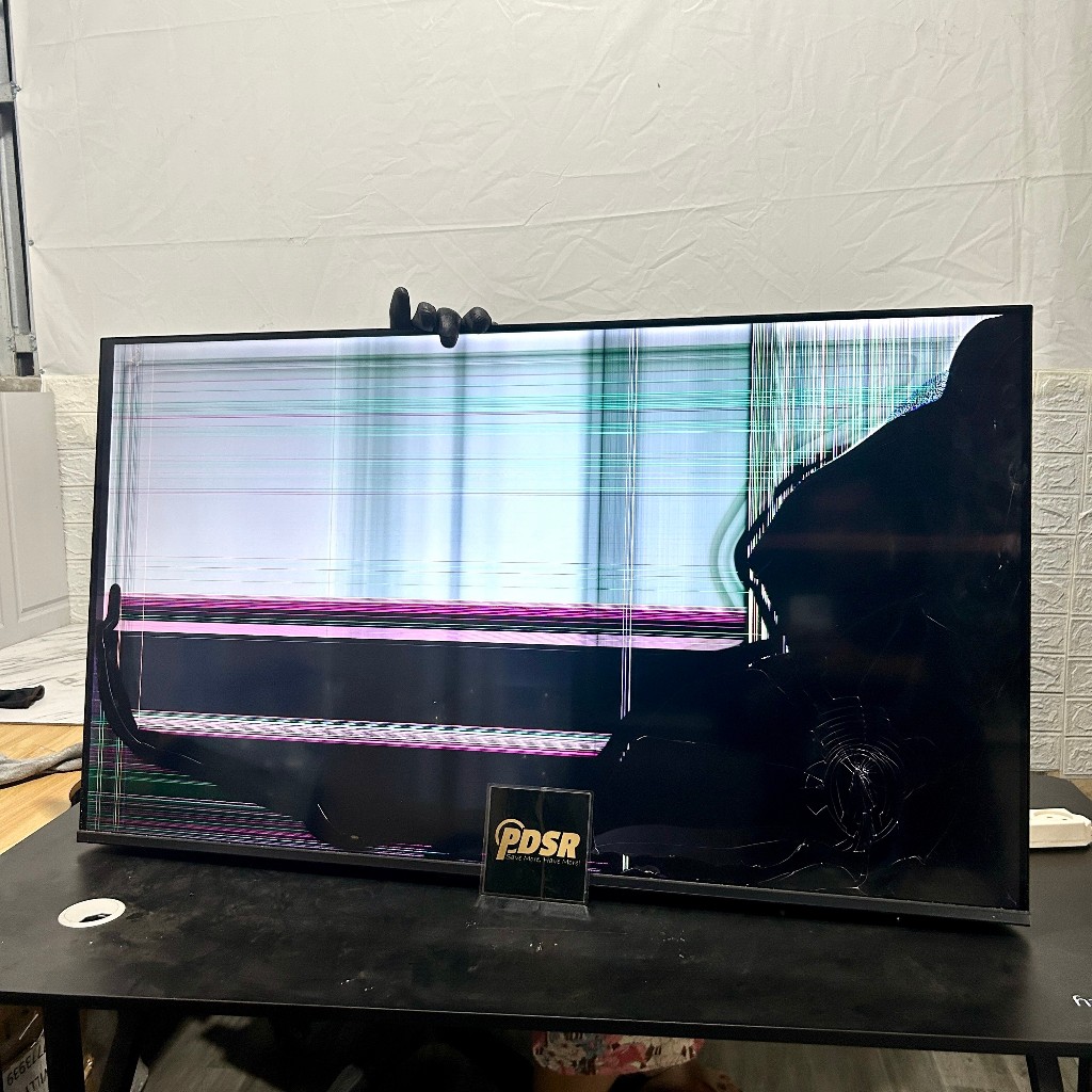 TCL 43Q6 QLED 4K GOOGLE TV 43inch Fullset Minus LAYAR PECAH