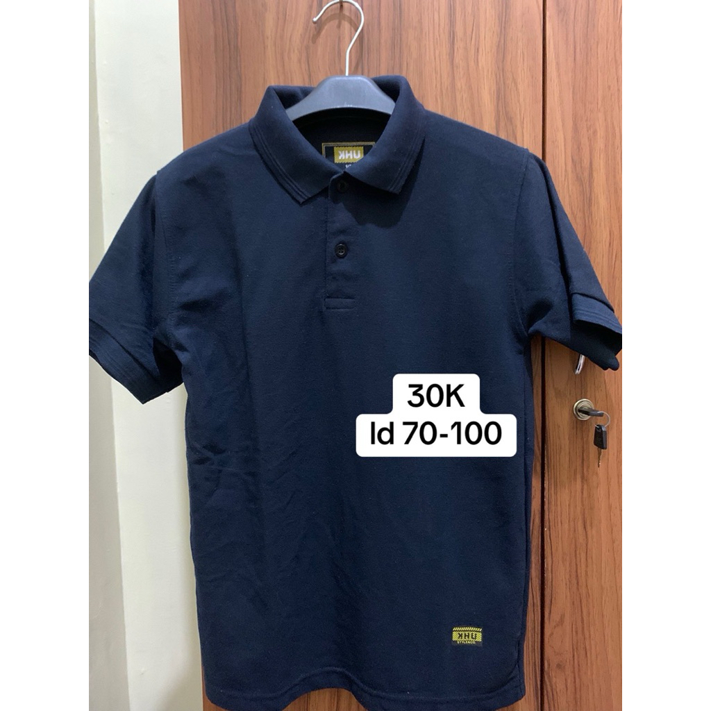 kemeja polo navy