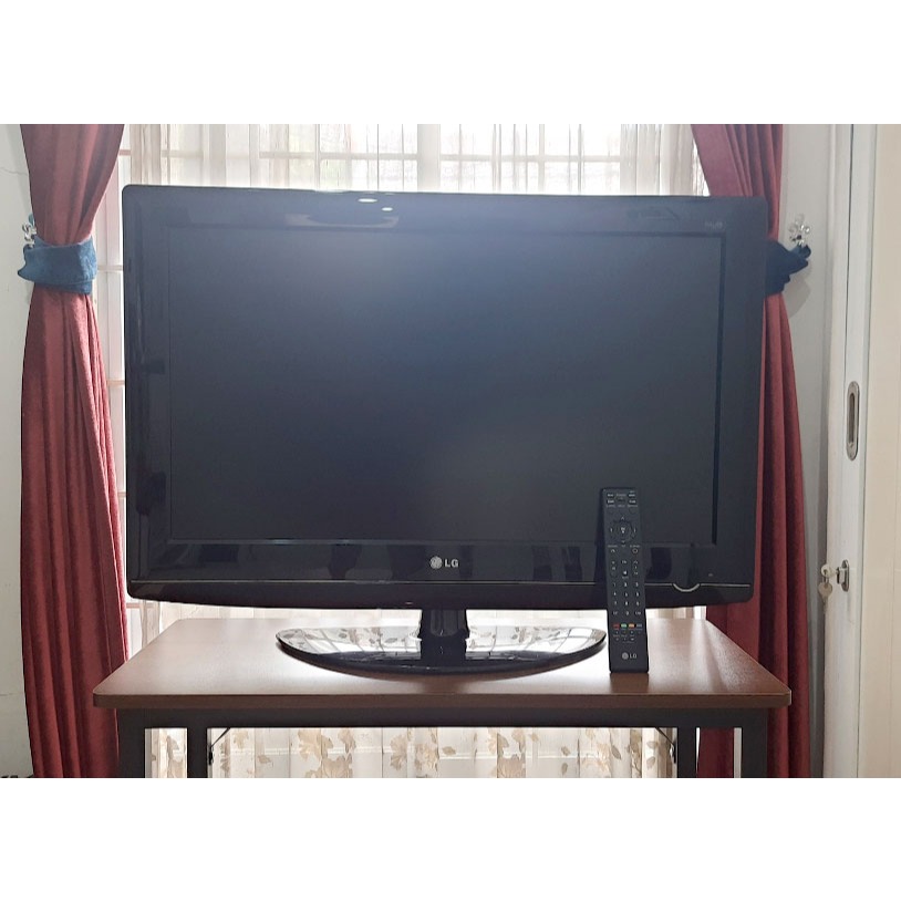 (PRELOVED) (GARAGE SALE) TV LG 32LG53FR-TD FULL HD ( COD / INSTANT DELIVERY ONLY ) KADANG LAYAR MATI