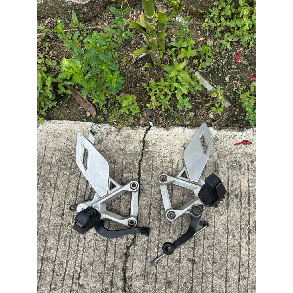 Footstep depan cbr 150 cbu thailand original