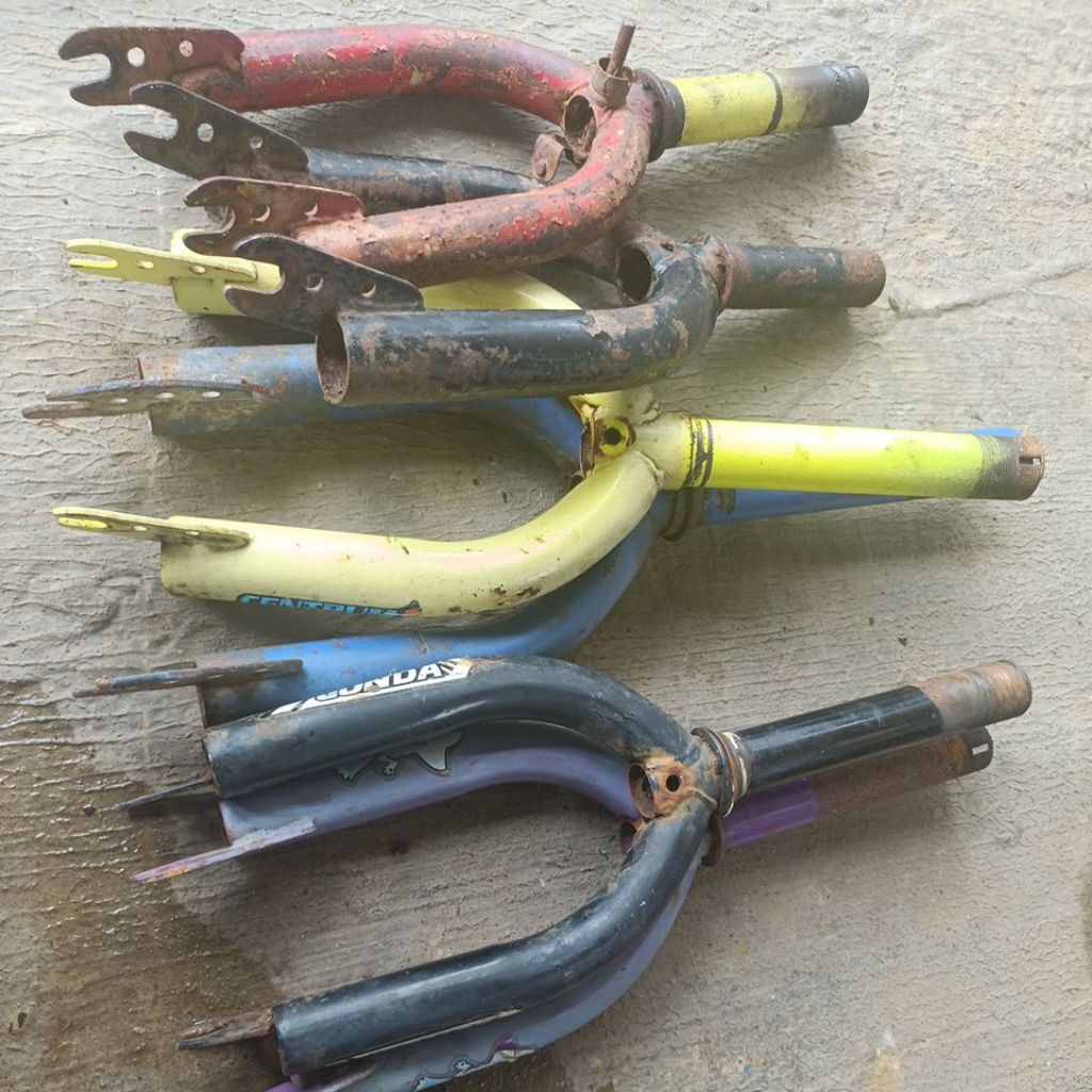 Fork sepeda anak ukuran 12 in,bekas