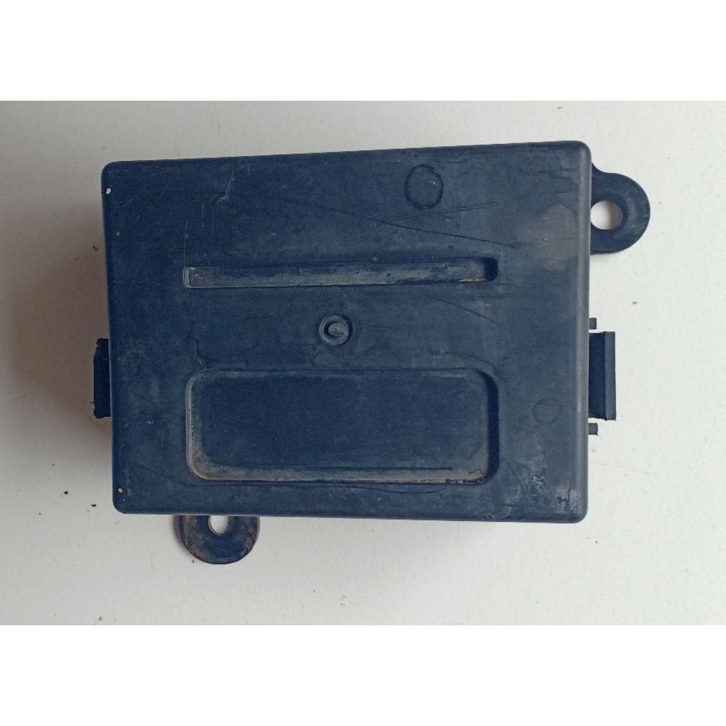 dudukan aki copotan original suzuki skywave 125