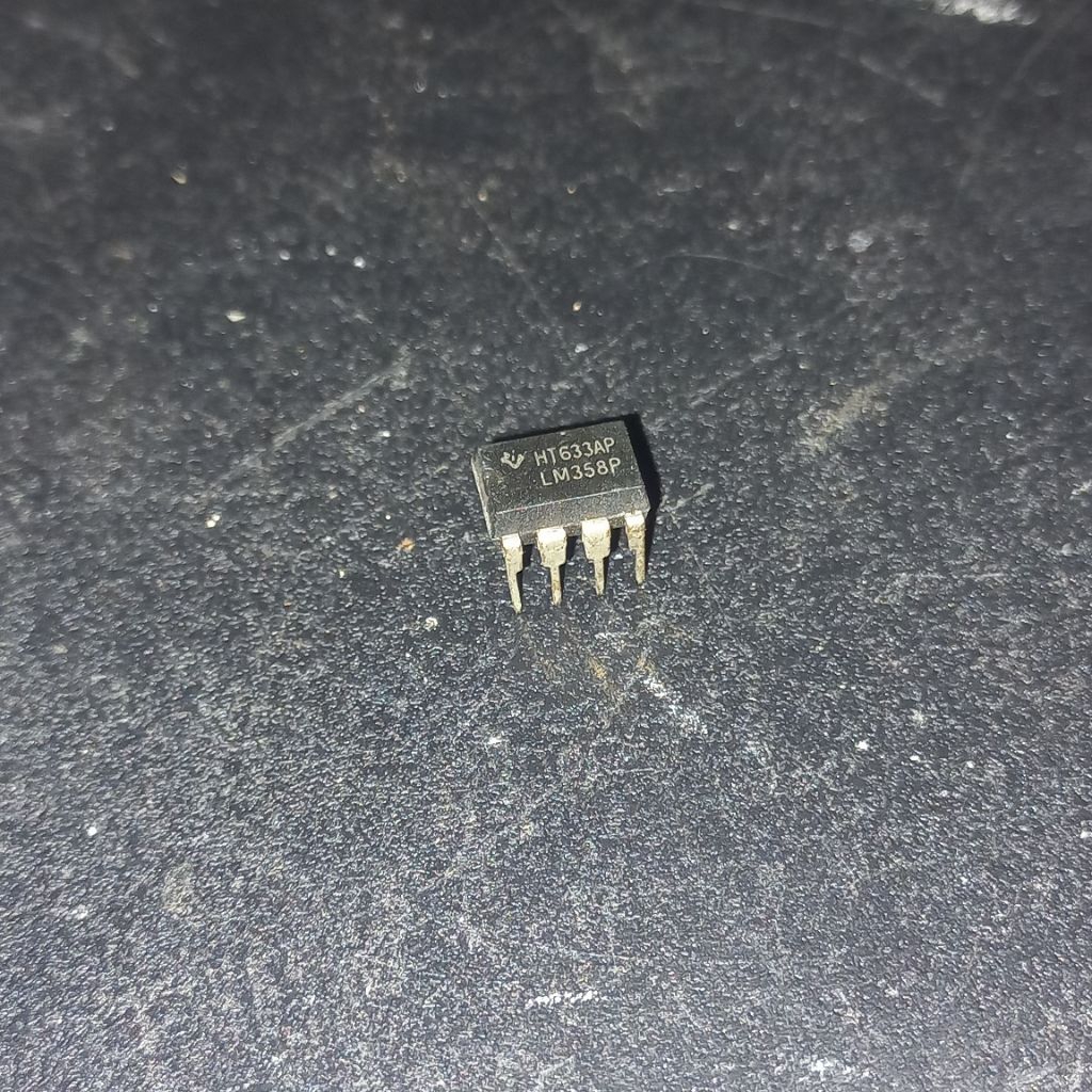 IC LM358 original texas instrument LM 358 LM358P 358P ori asli Fajar