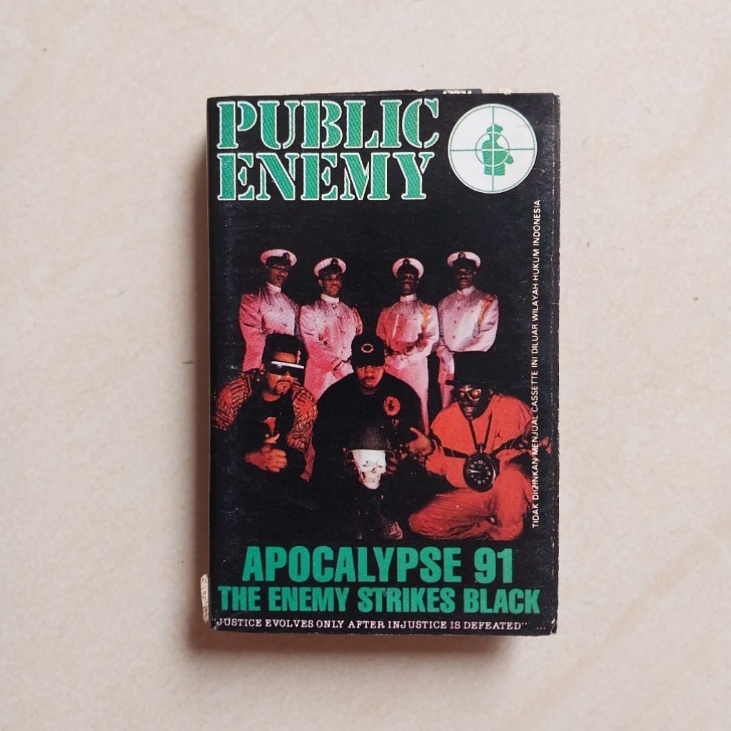 KASET PUBLIC ENEMY ALBUM APOCALYPSE 91 THE ENEMY STRIKES BLACK