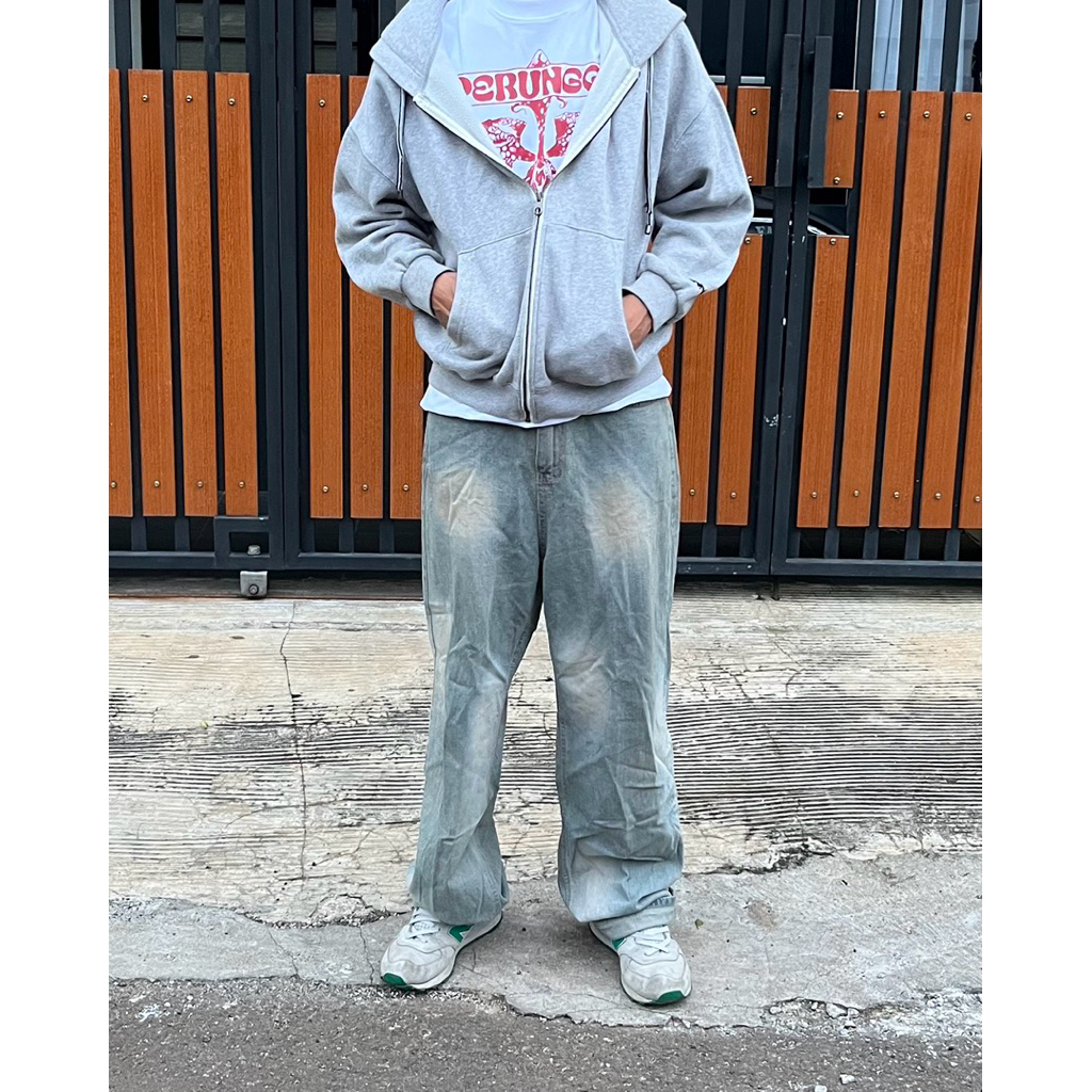 Preloved Baggy Jeans