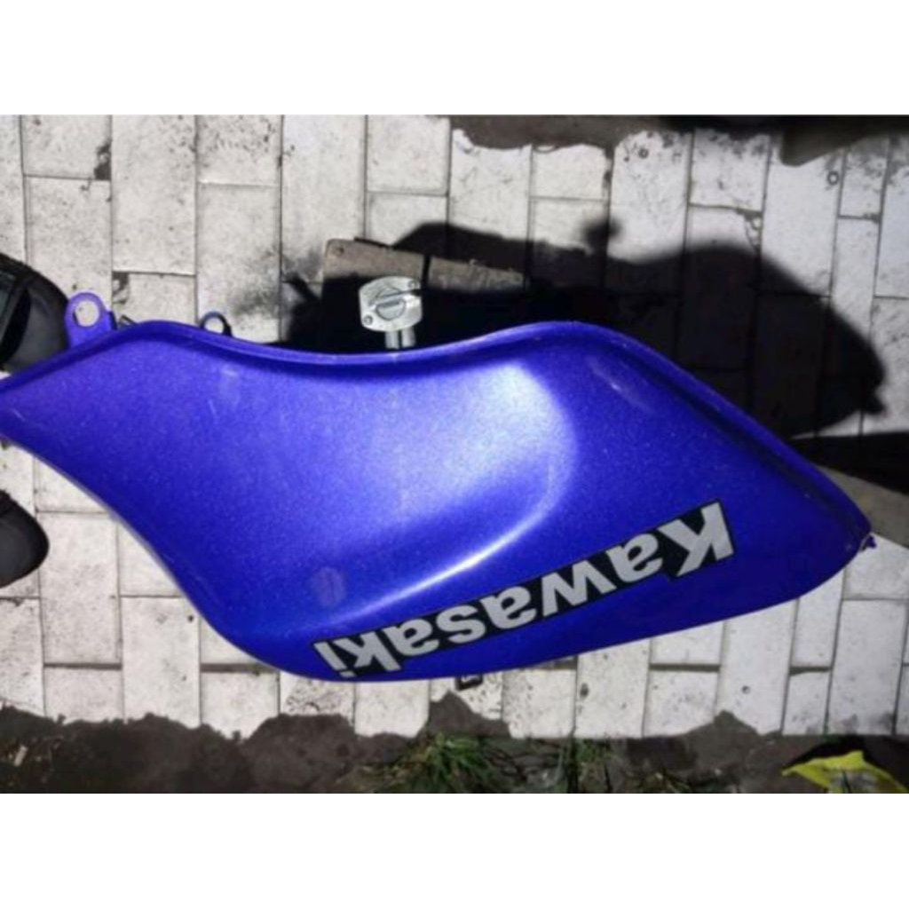 TANGKI TENGKI  BENSIN  NINJA RR COPOTAN ORIGINAL