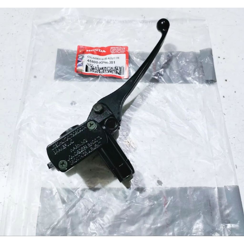 Master Rem atas Honda karisma Supra Fit New Master Rem Depan Atas Komplit Honda Supra Fit New / Khar