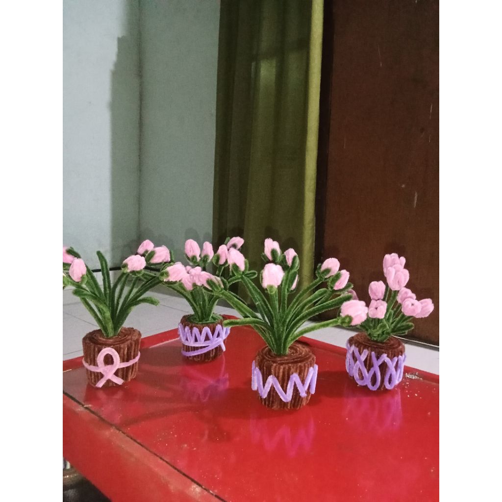 pot bunga, bunga tulip warna warni