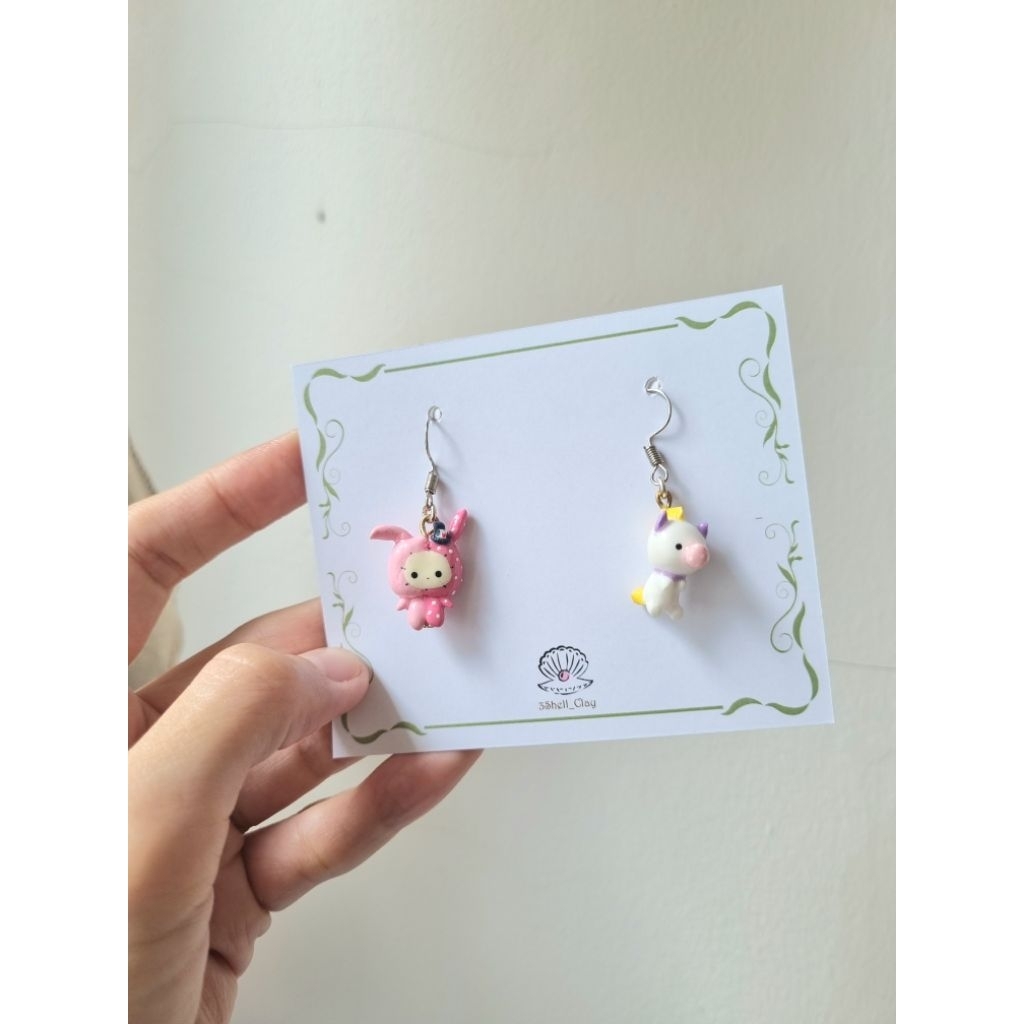 Sentimental Circus anting clay