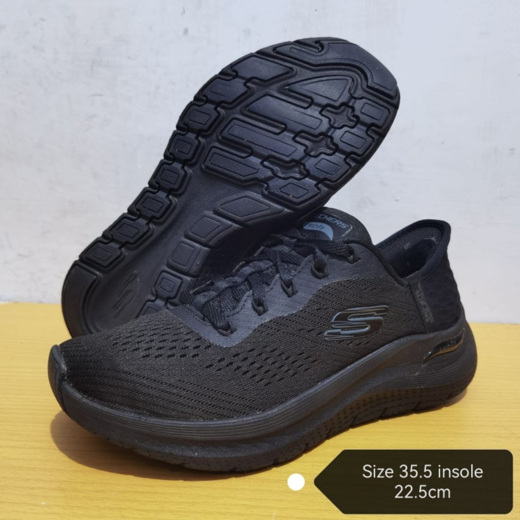 SKECHERS SLIP-INS ULTRA FLEX 3.0 WOMENS BLACK