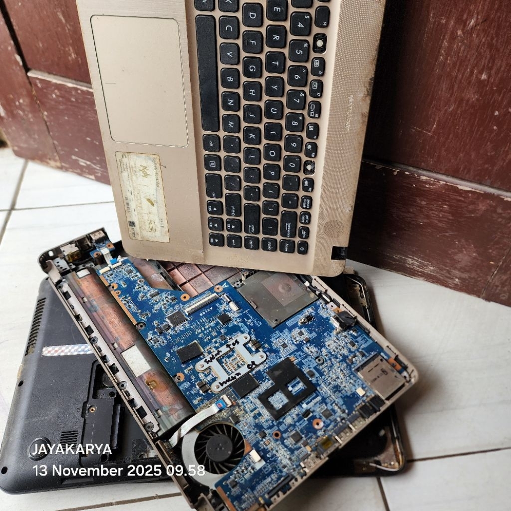 Mesin Laptop copotan normal mainboard laptop copotan normal  cek varian