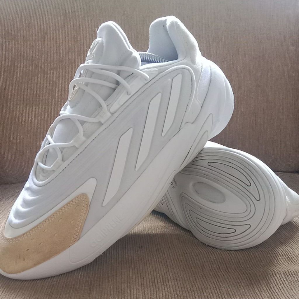 S247 sepatu44 Adidas Ozelia Putih Satin Second