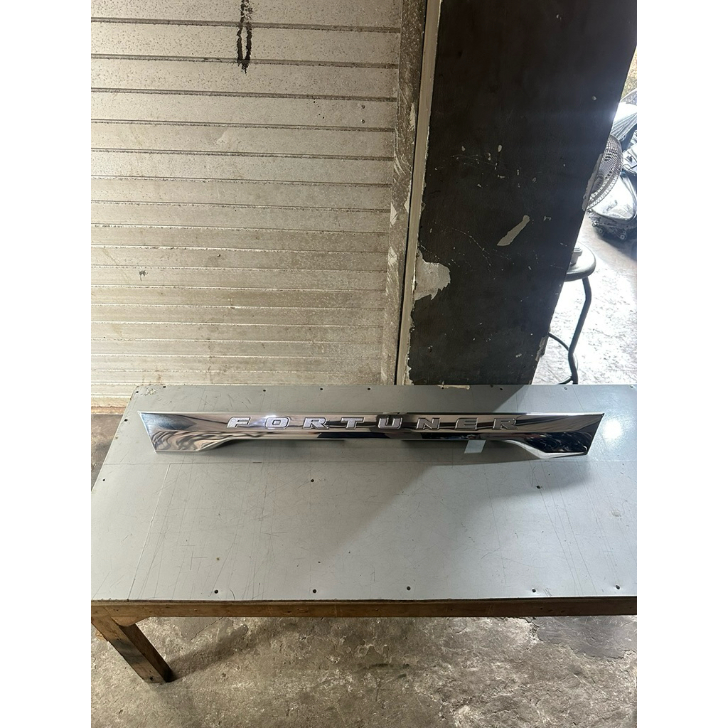 Trunklid Bagasi Fortuner Vnt Original