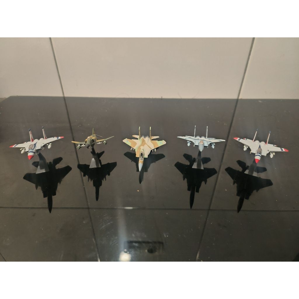 Diecast F-15 Eagle + F-4 Phantom 1:200 Takara