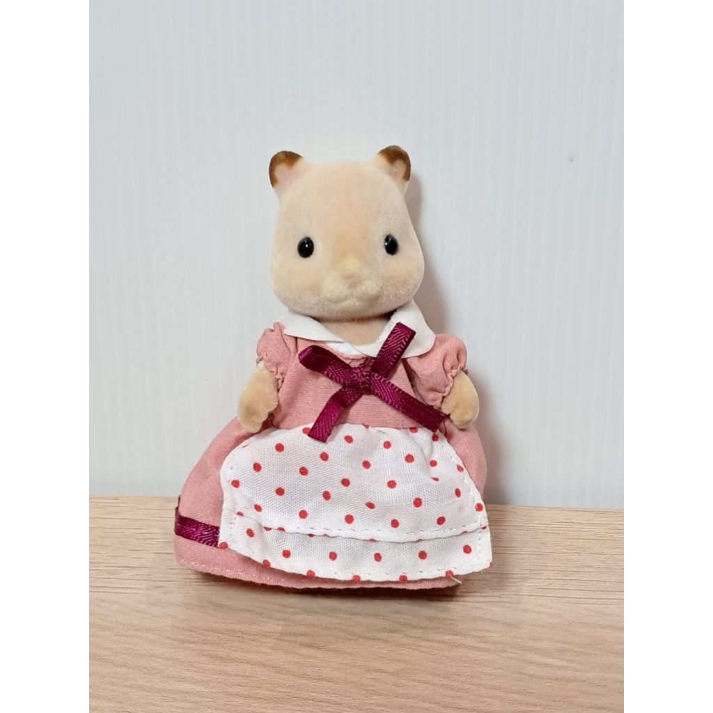 Sylvanian Families - Hamster Mom Dress Pink Polkadot Merah Putih