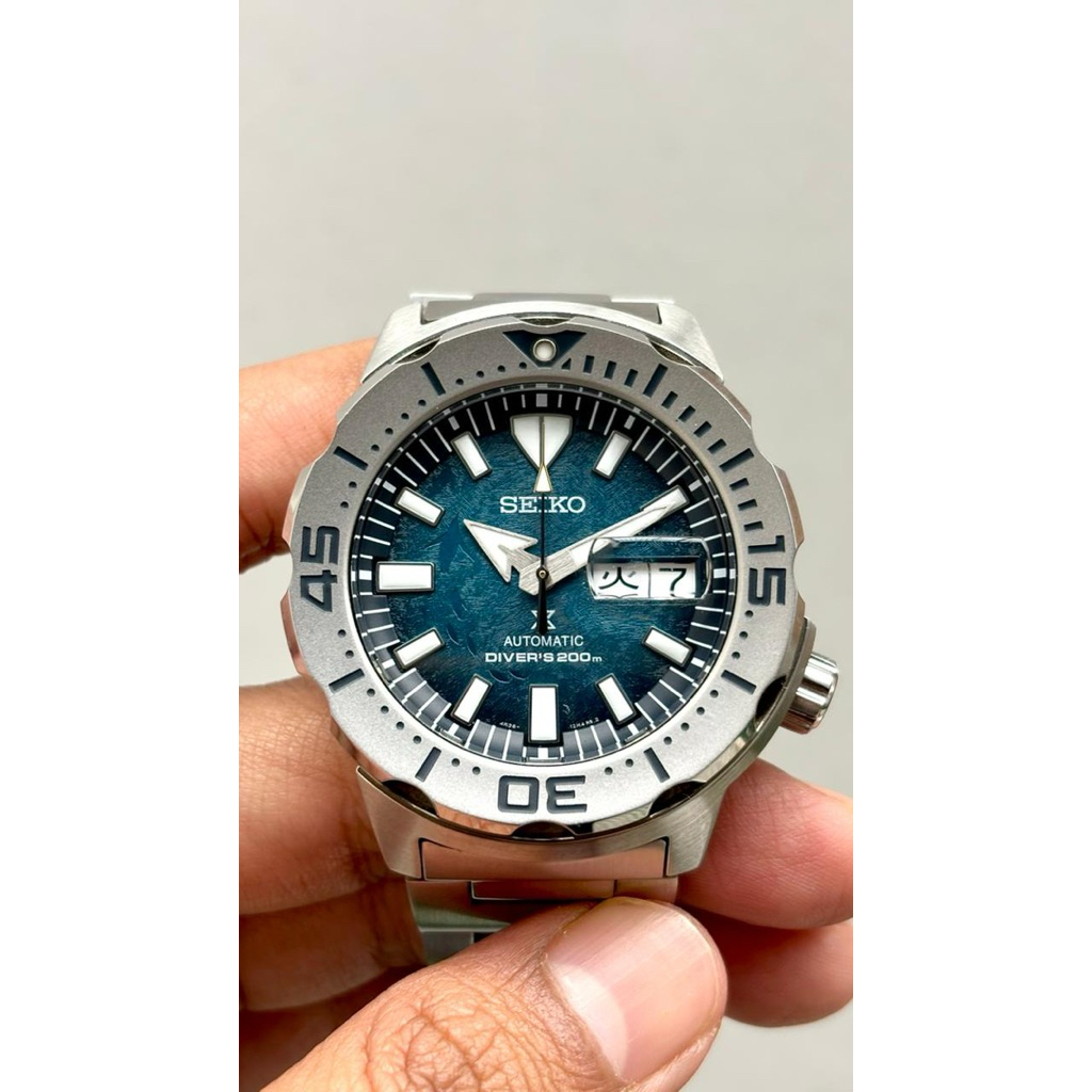 seiko monster pinguin srph75k1