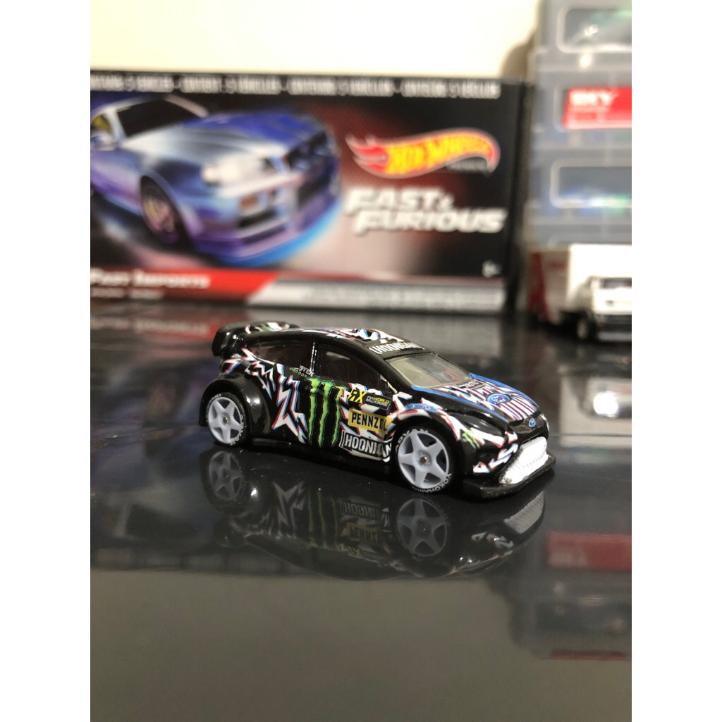 HOT WHEELS CUSTOM FORD FIESTA KEN BLOCK