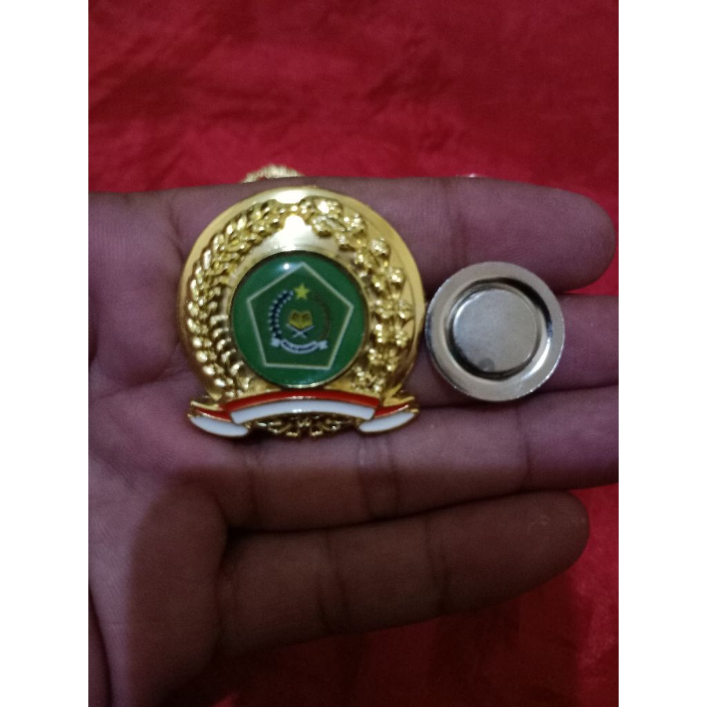 pin tumpuk kemenag magnet