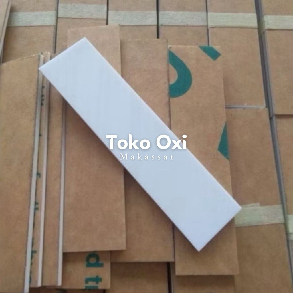 BAHAN untuk papan nama dada. PAPAN NAMA AKRILIK