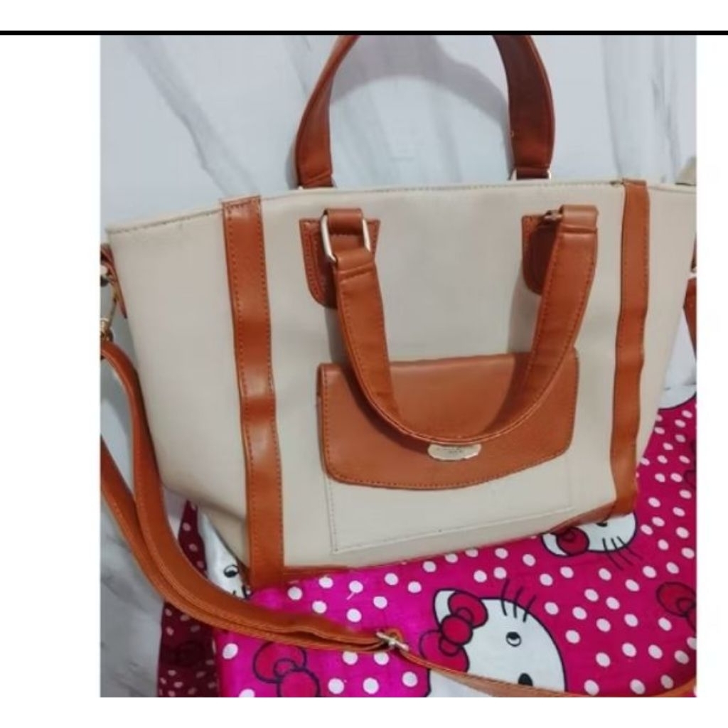 Tas shopee martin preloved