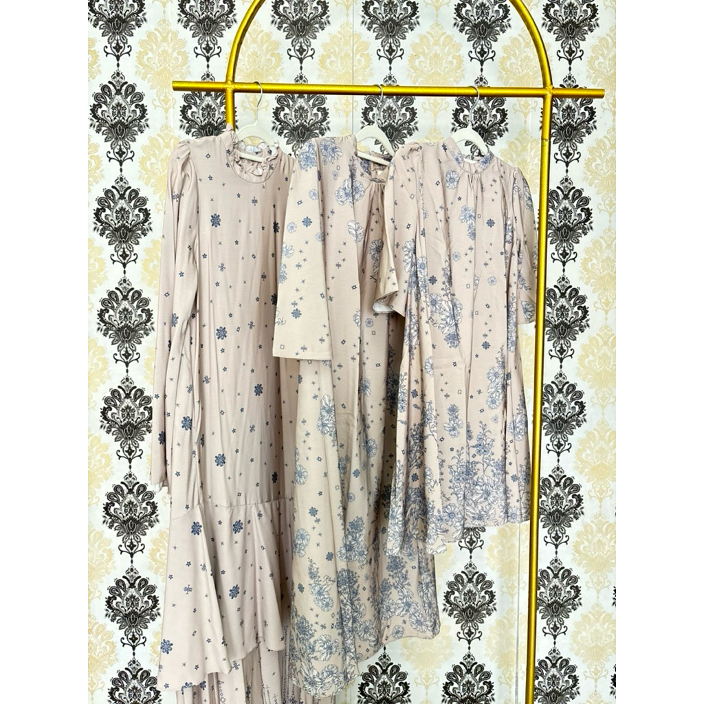 PL magani dress wearing klamby