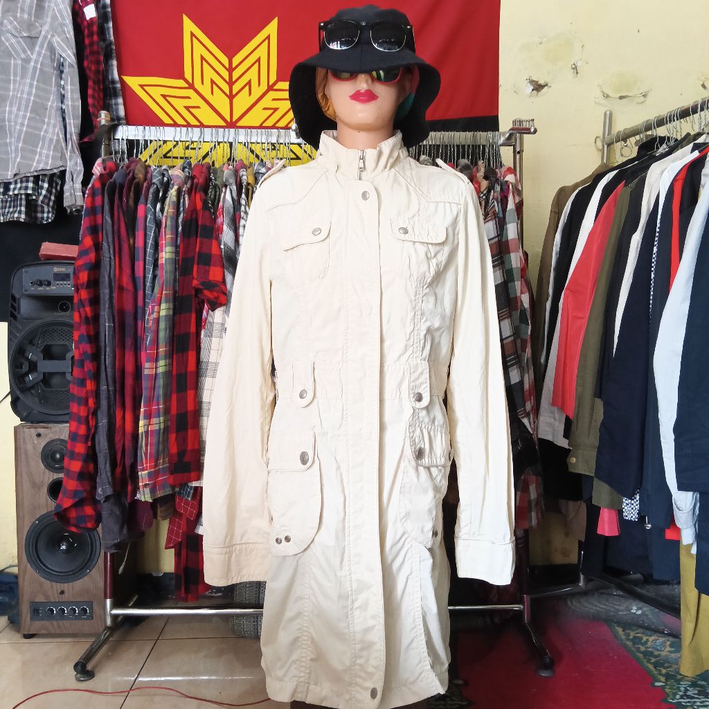 Jaket Parka Chasecult Putih Tulang