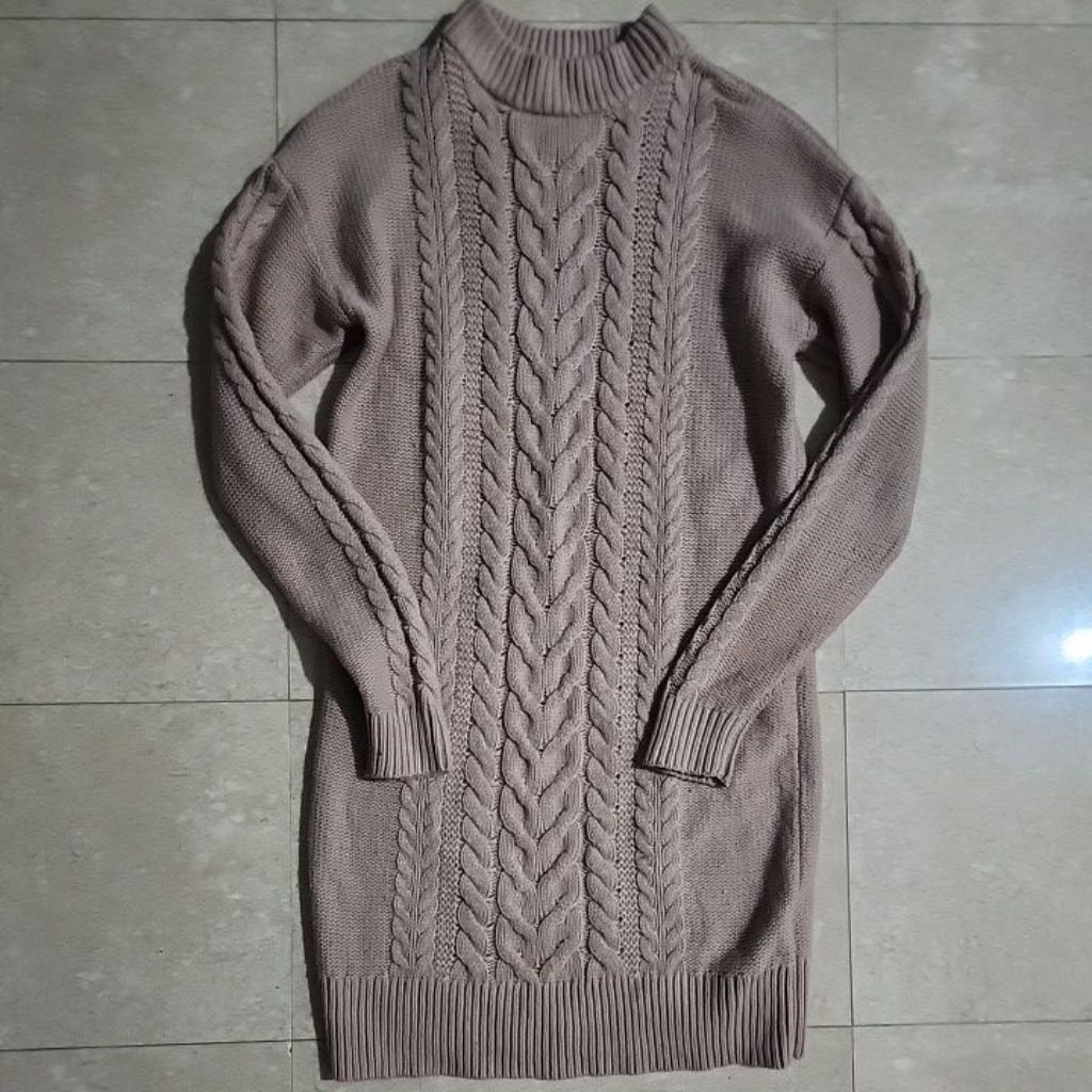 Tunik Rajut Kepang Uniqlo