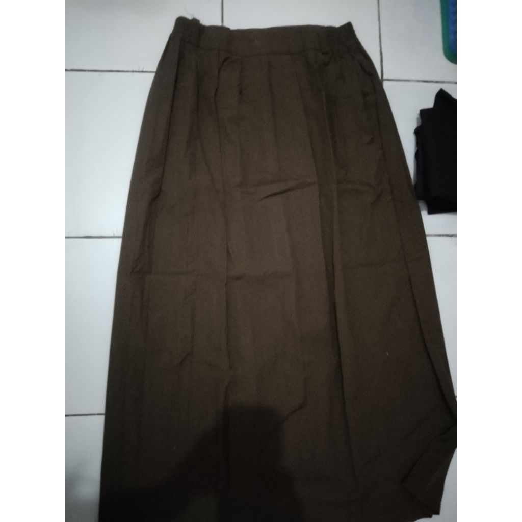 preloved rok sekolah sma coklat