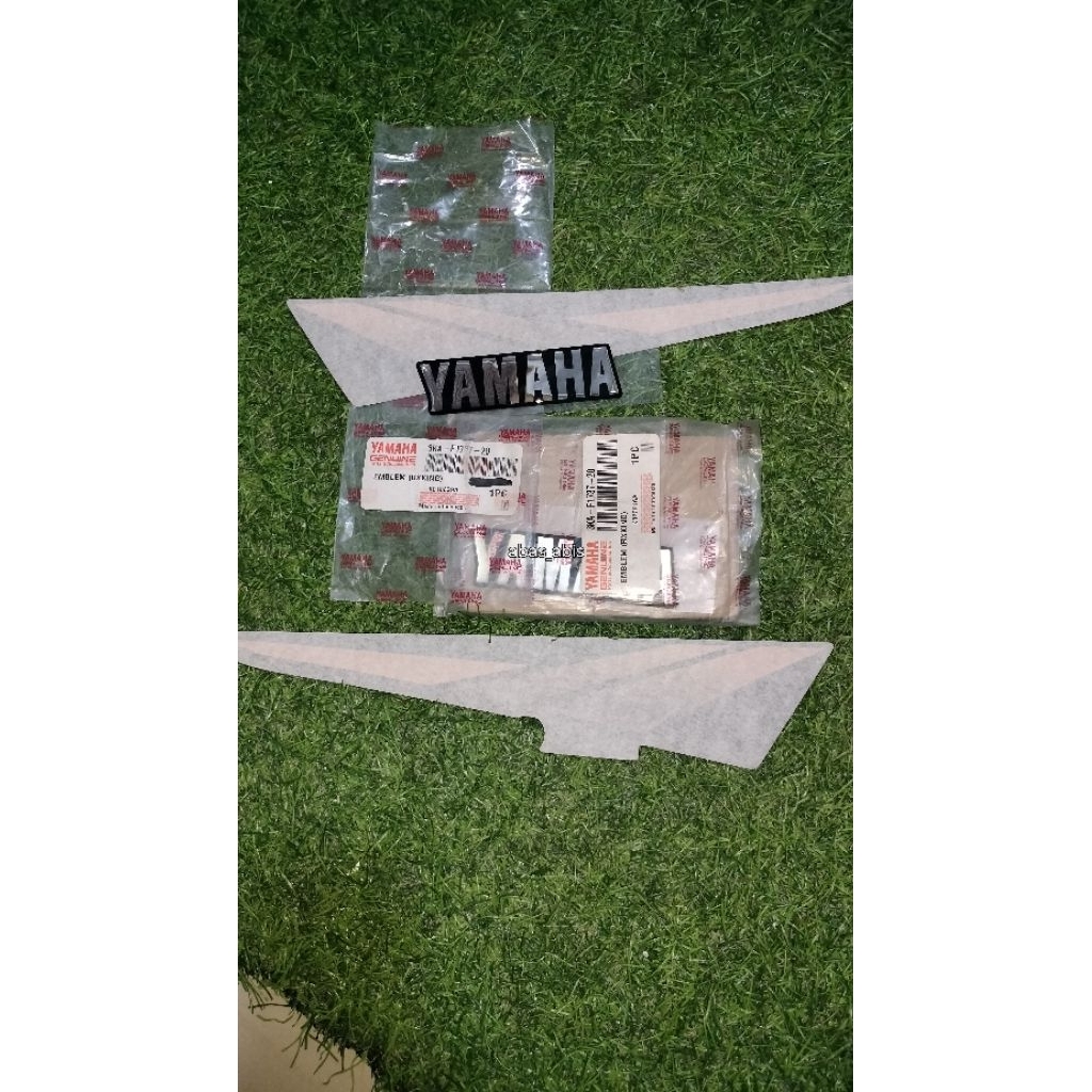 striping box aki rx king 2002 hijau dan emblem