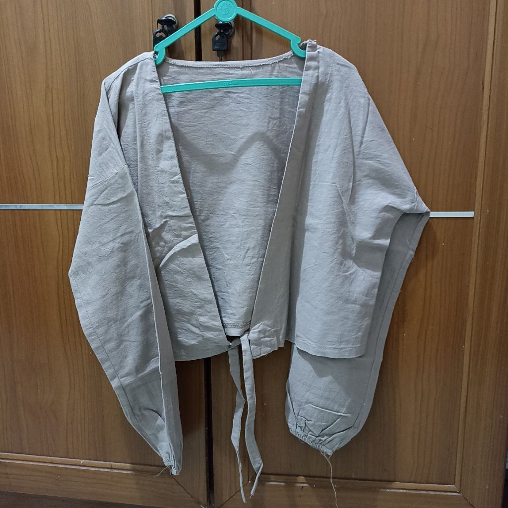 Outer Linen Crop