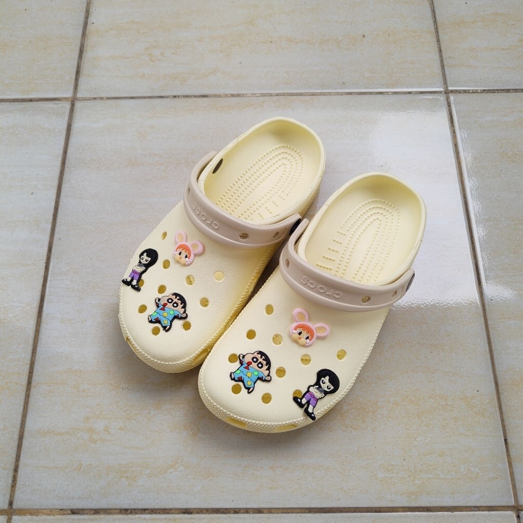 Crocs Original Reject Cutting Kuning Muda 23.5cm 24cm Unisex