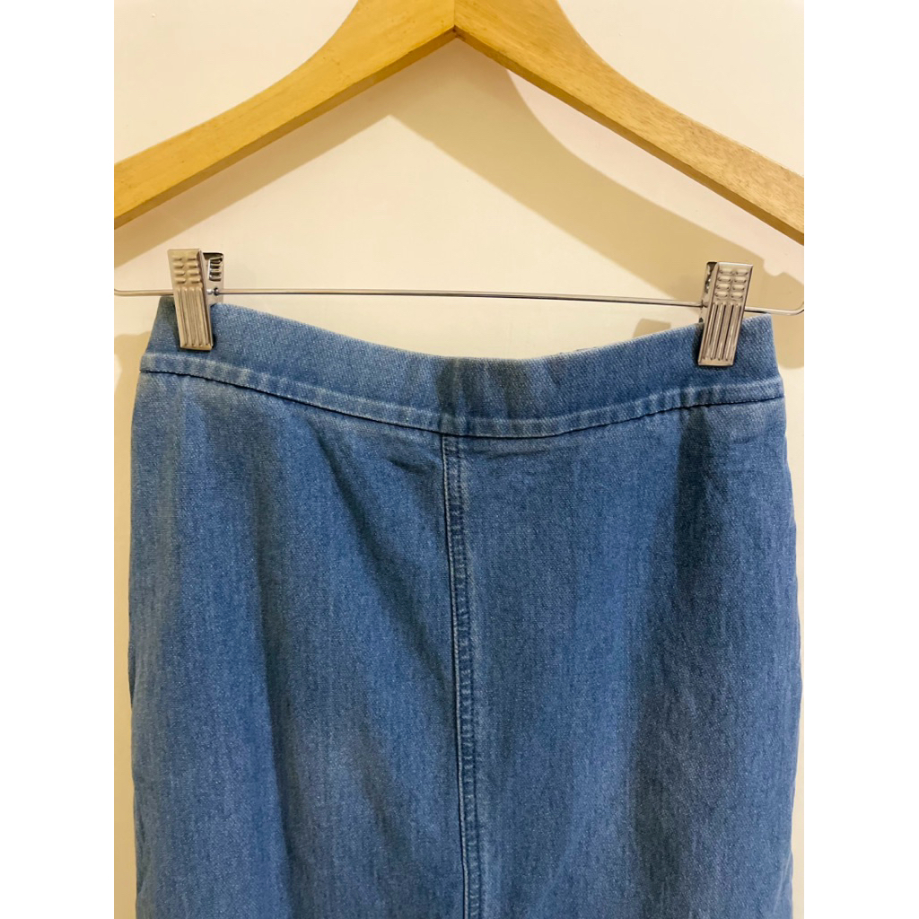 Preloved Rok Jarsey Denim by Uniqlo