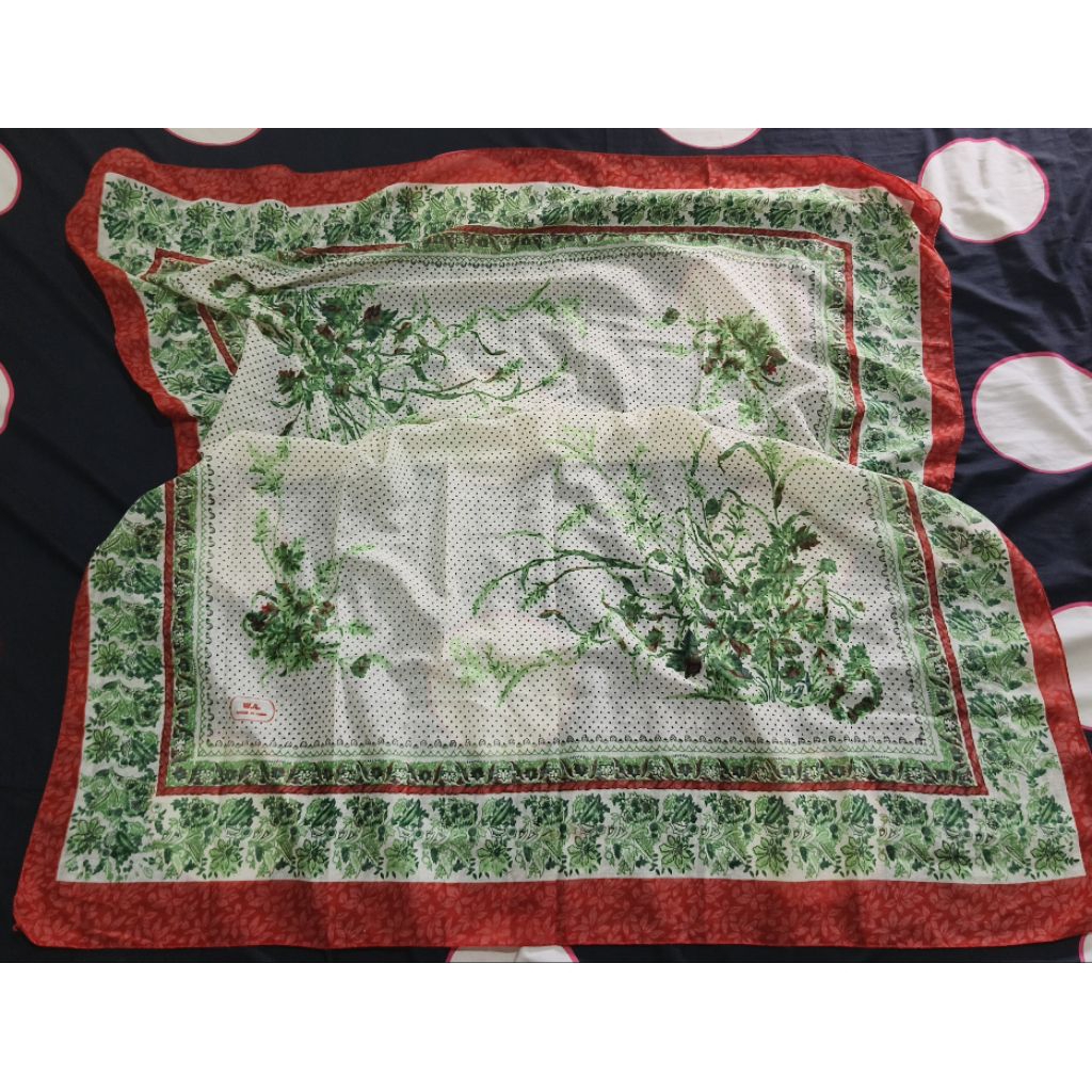 Hijab segitiga corak