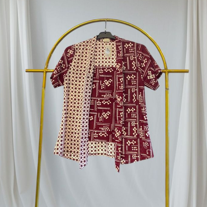 Outer Batik Maroon Geometris Ceplok