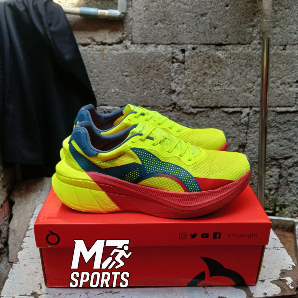 By Mz Sports Sepatu Lari Ortuseight Hyperfuse 3.0 Ukuran 44 Preloved Lengkap