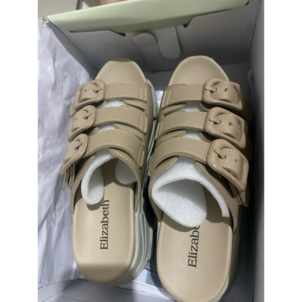 Preloved sandal elizabeth ukuran 37