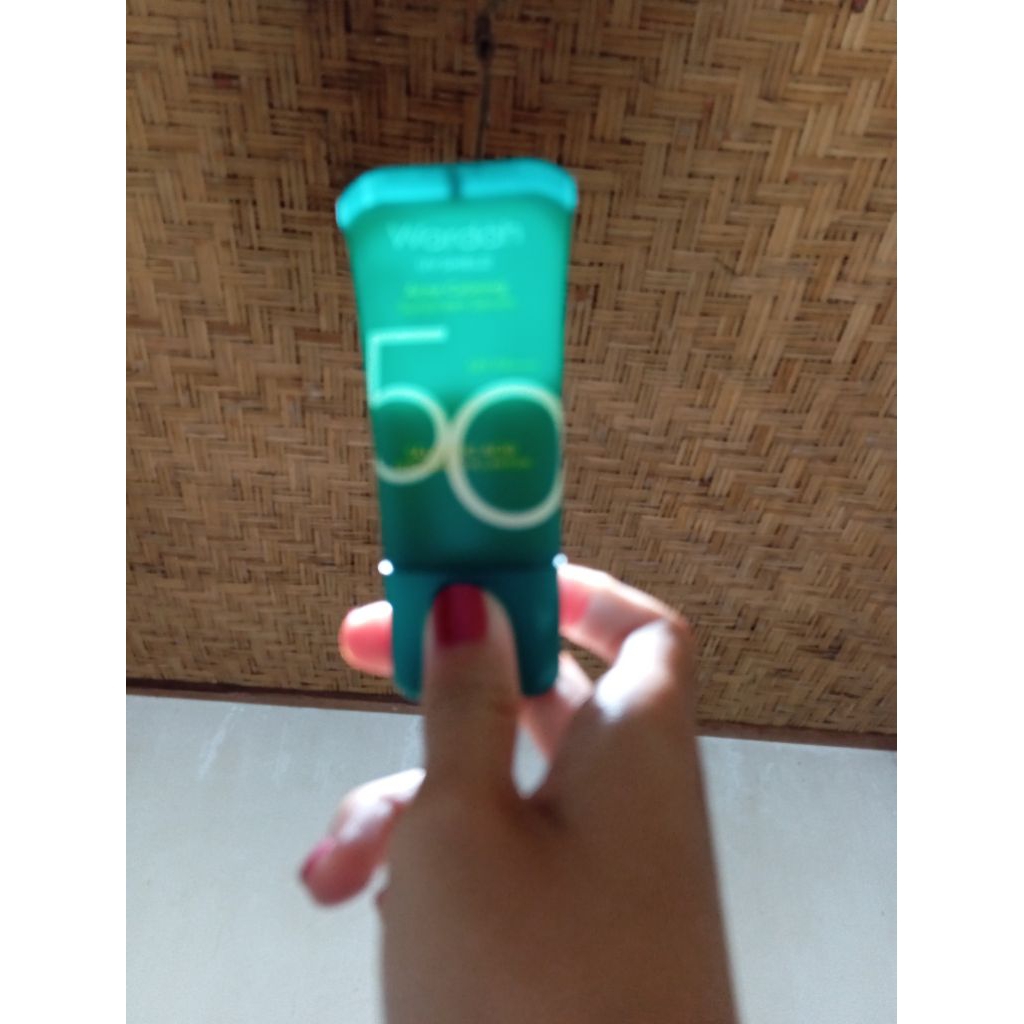 preloved wardah acne sunscreen