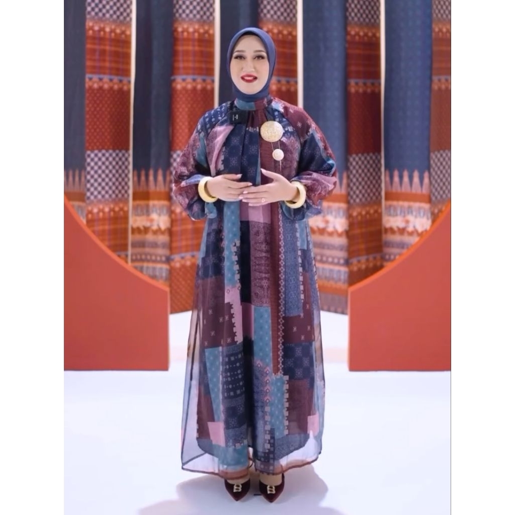 Benang Jarum x Dian Pelangi Benang Pelangi Cindo Raglan Dress Patchwork Navy (M)