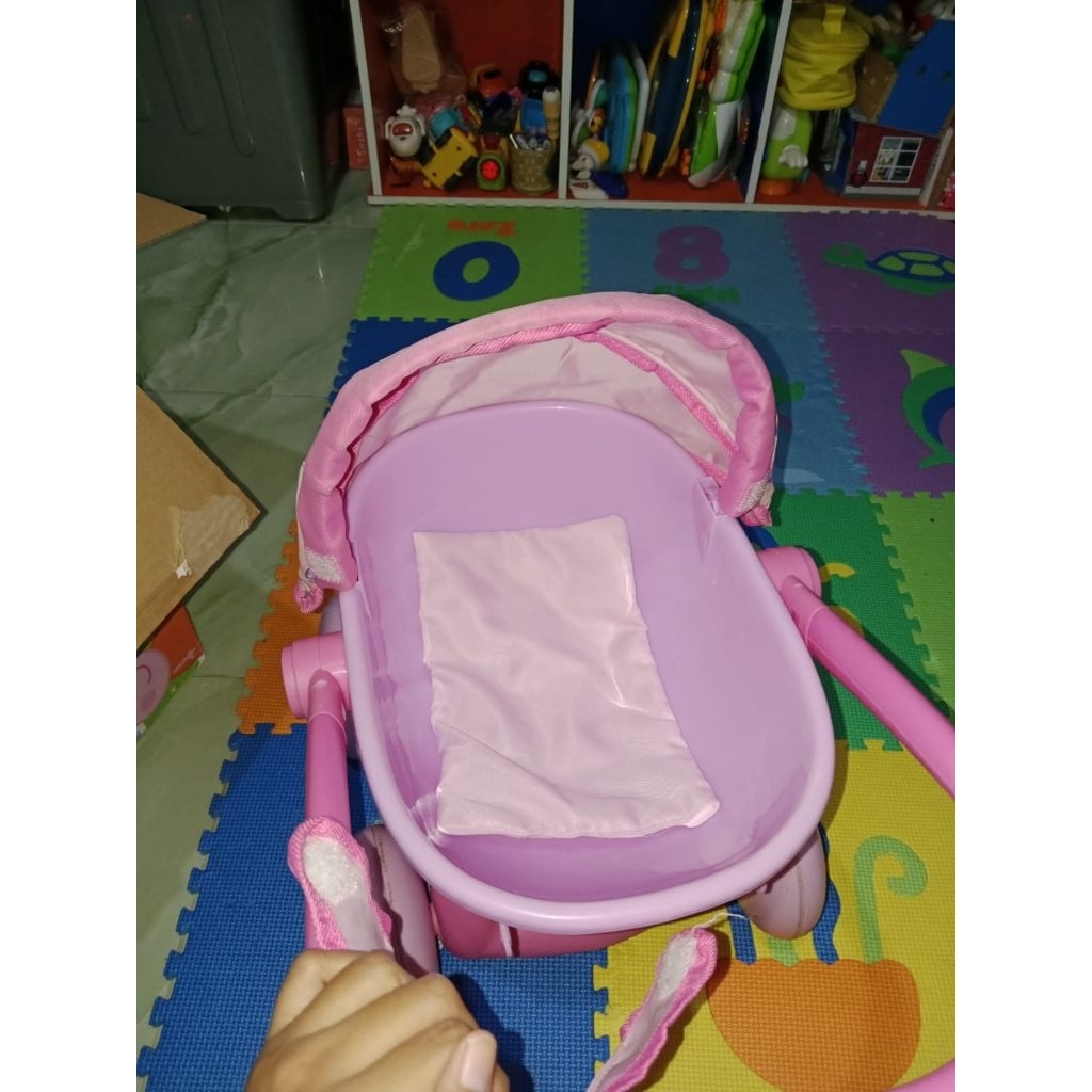 preloved trolley/stroller peppa pig