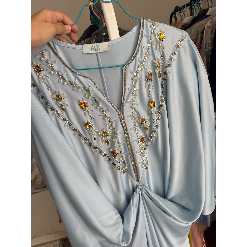 AVA Prologue Kaftan