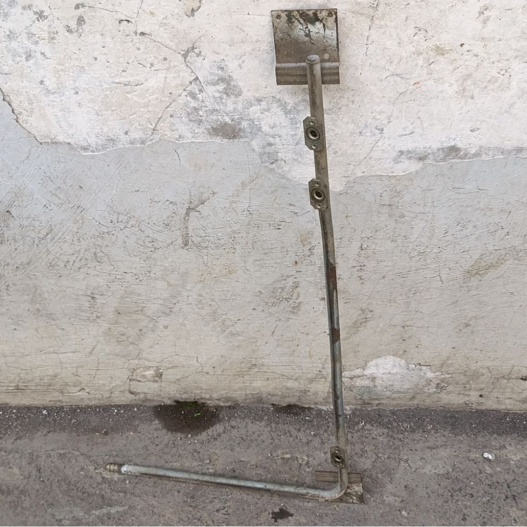 pipa kompor gas Hitachi 2 tungku dan panggang BEKAS