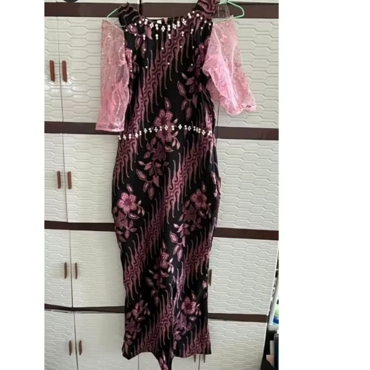 Dress batik kebaya