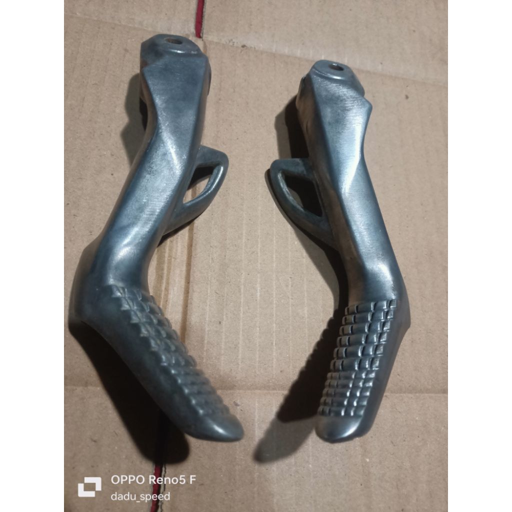 footstep step belakang suzuki SkyDrive original kanan kiri copotan