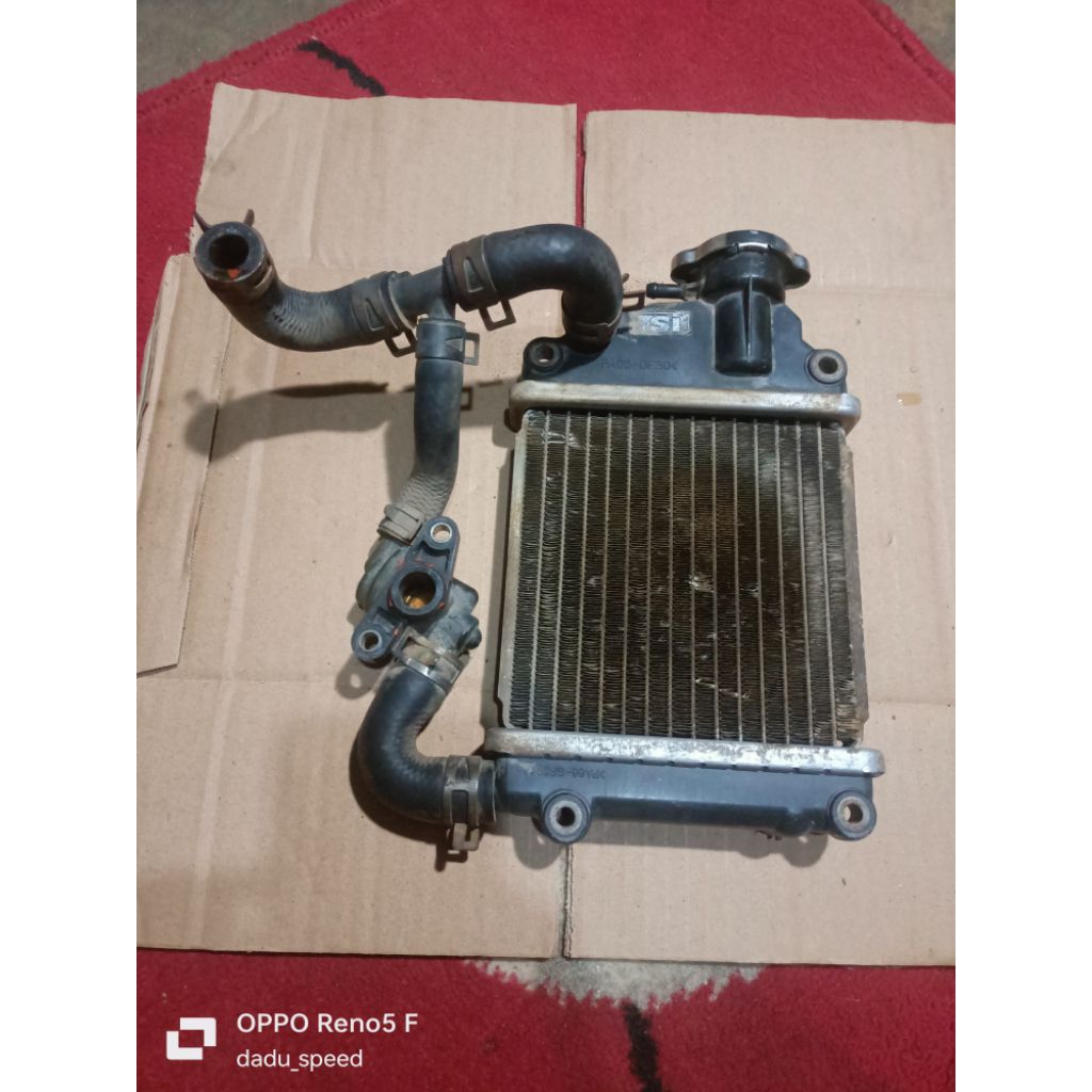 radiator Vario karbu 110 full set termostat original