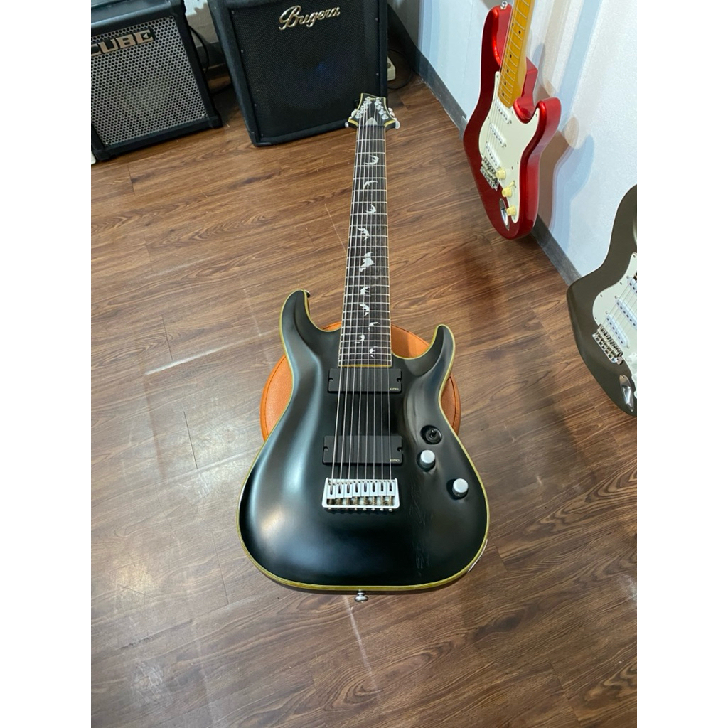 Schecter Damien Platinum 8 in Satin Black