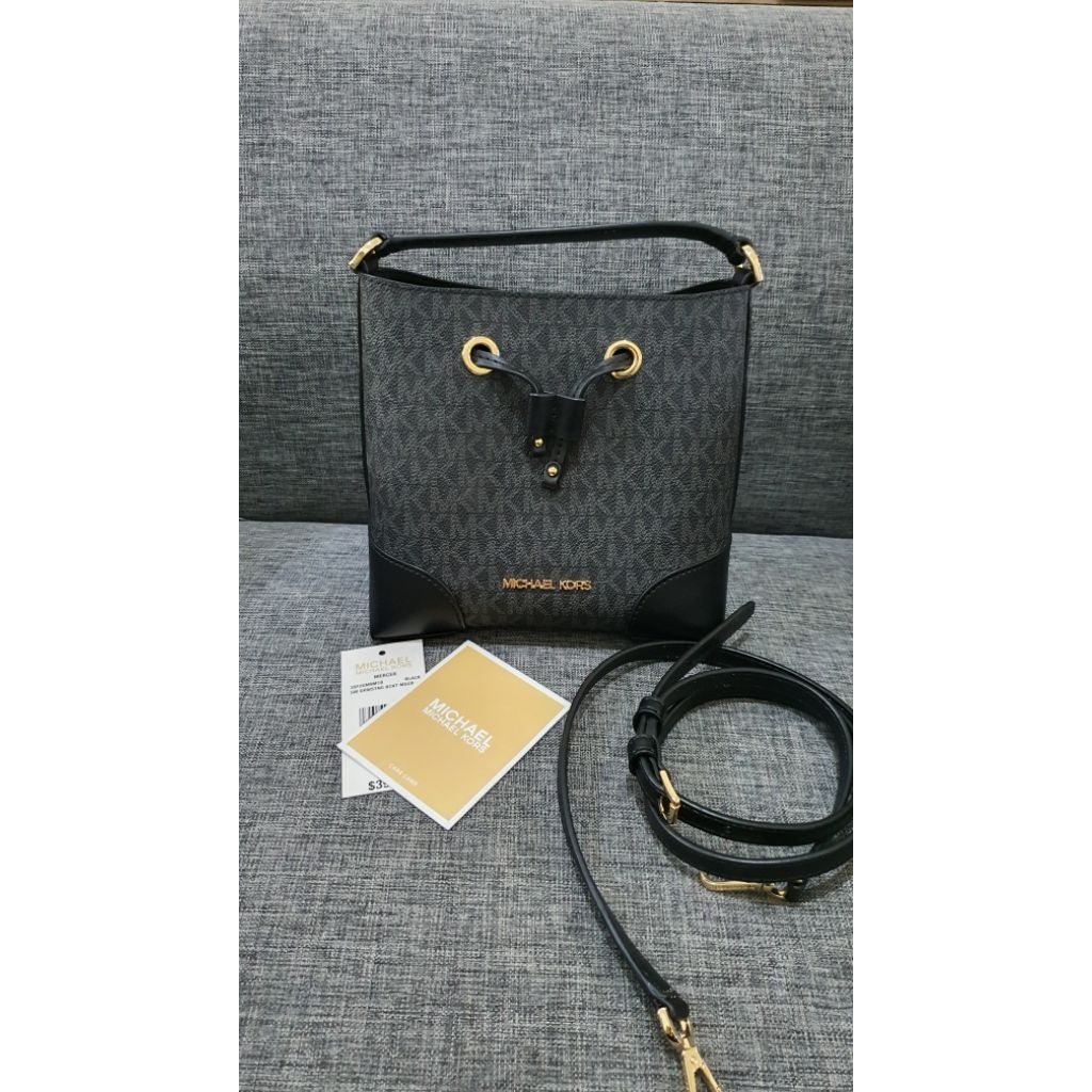 MK Mercer Sling Bag Signature Black Tas emka