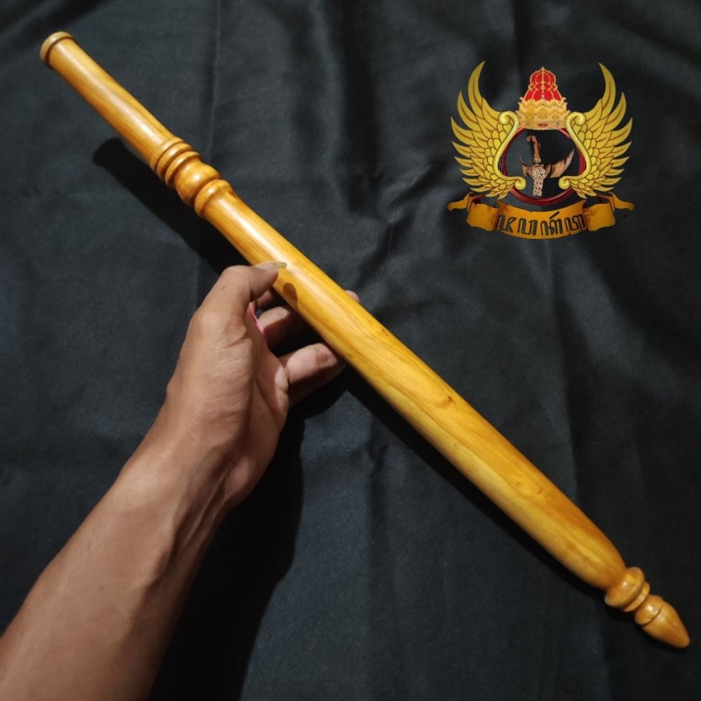 Landeyan Kayu Cemara Wangi Finishing Plituran