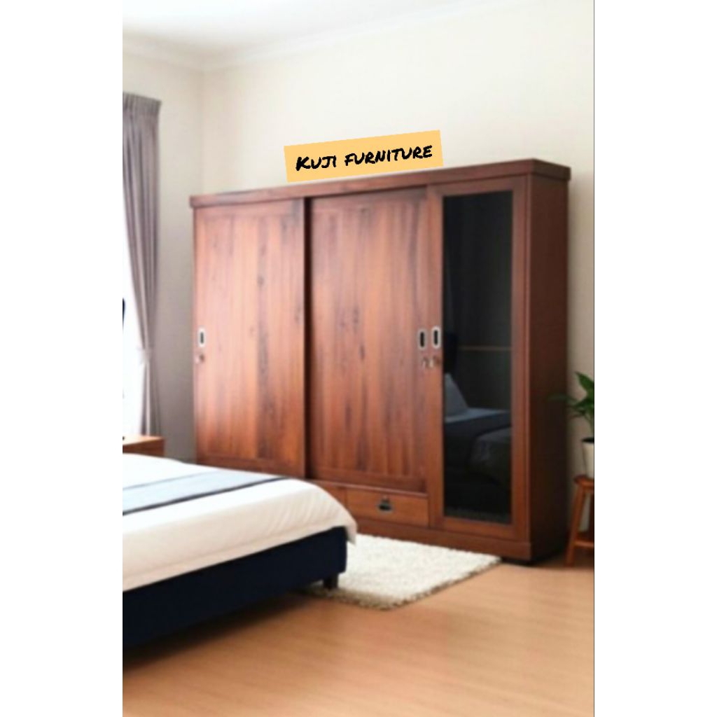 Almari 3 pintu kayu jati