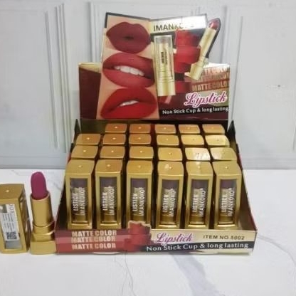 Lipstik bls Revlon no 5002 moisturising (y)