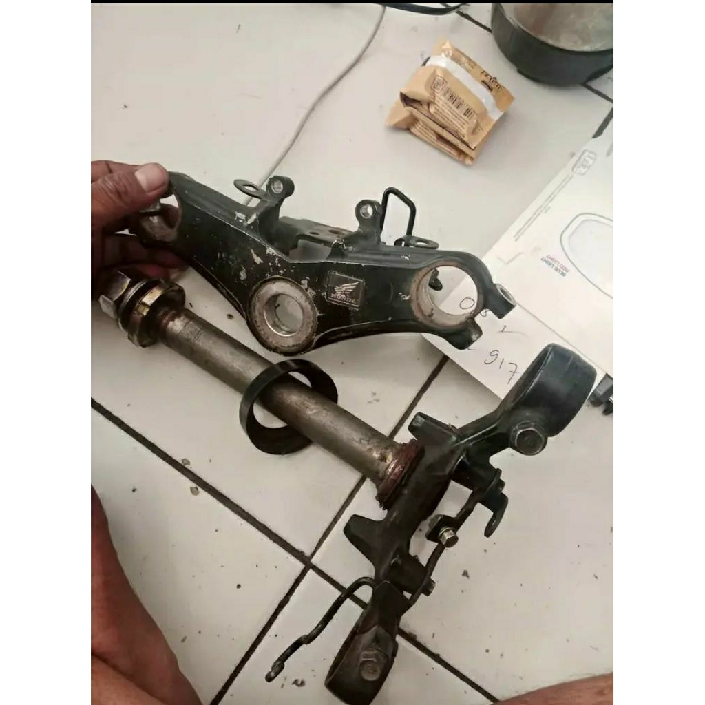 segitiga cbr 150r k45a copotan ori